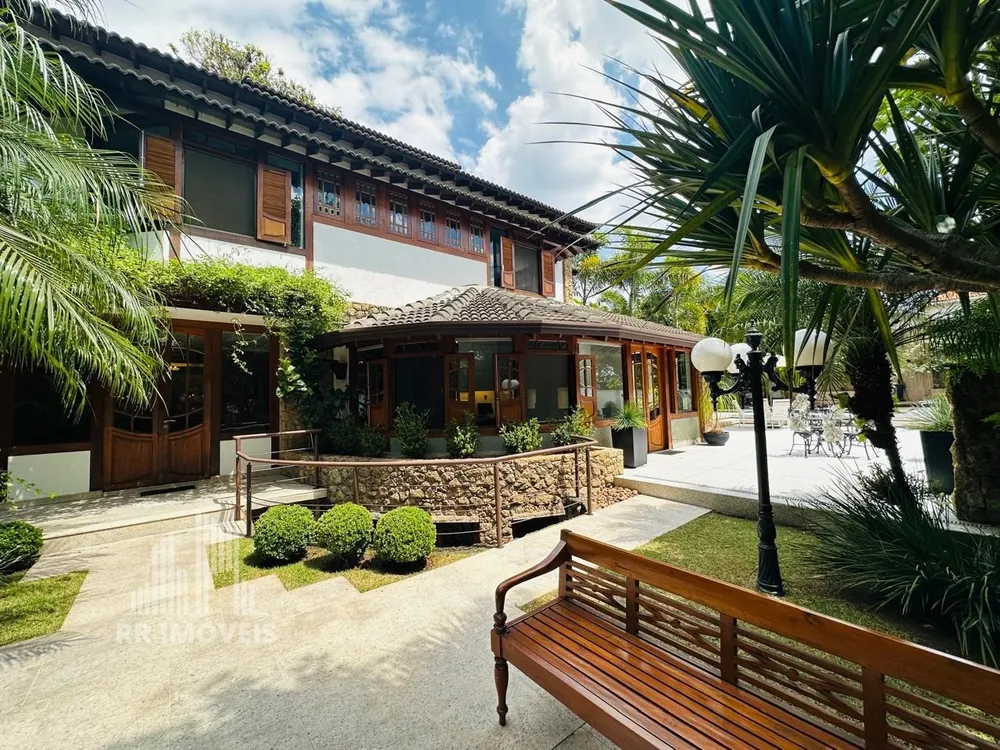 Casa, 4 quartos, 705 m² - Foto 1