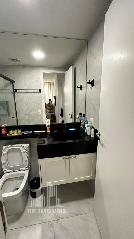 Apartamento à venda com 2 quartos, 69m² - Foto 3