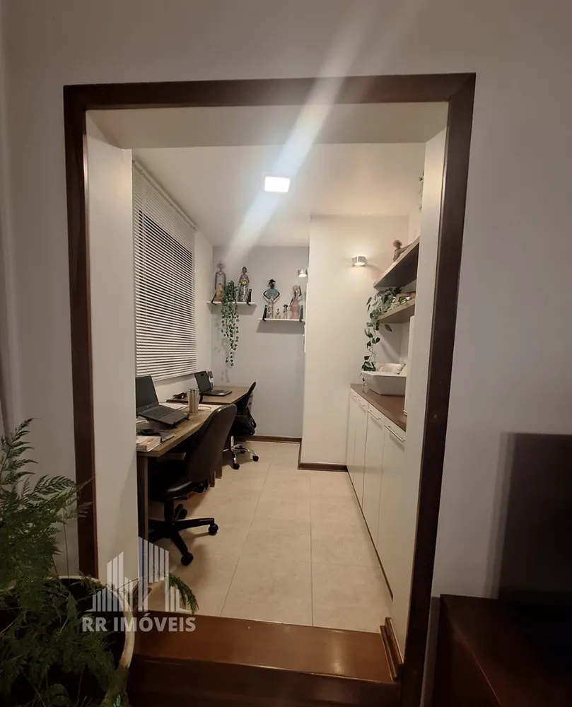 Apartamento, 3 quartos, 164 m² - Foto 1