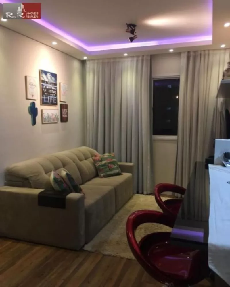 Apartamento à venda com 2 quartos, 51m² - Foto 2