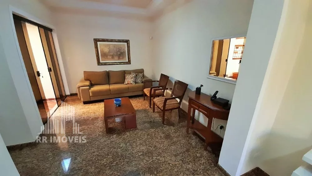 Casa à venda com 3 quartos, 190m² - Foto 2