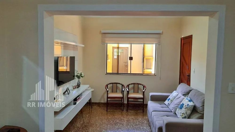 Casa à venda com 3 quartos, 190m² - Foto 4