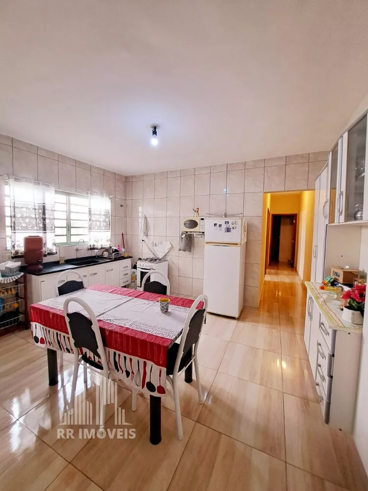 Casa à venda com 2 quartos, 129m² - Foto 1