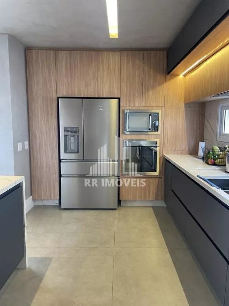 Casa à venda com 4 quartos, 360m² - Foto 3