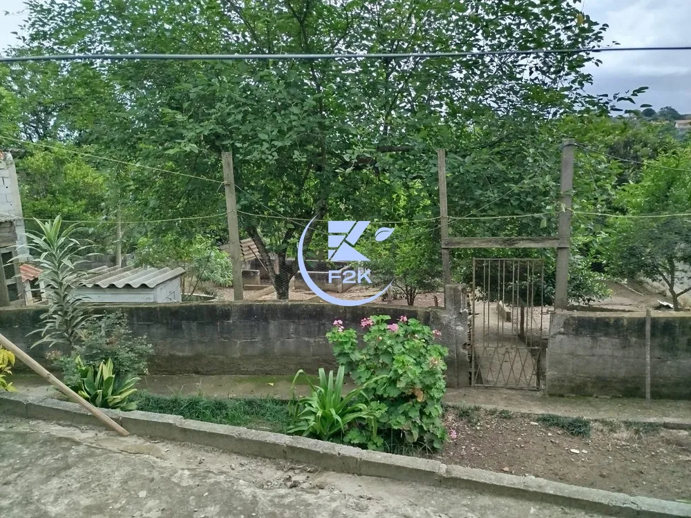 Chácara, 3 quartos, 1125 m² - Foto 1