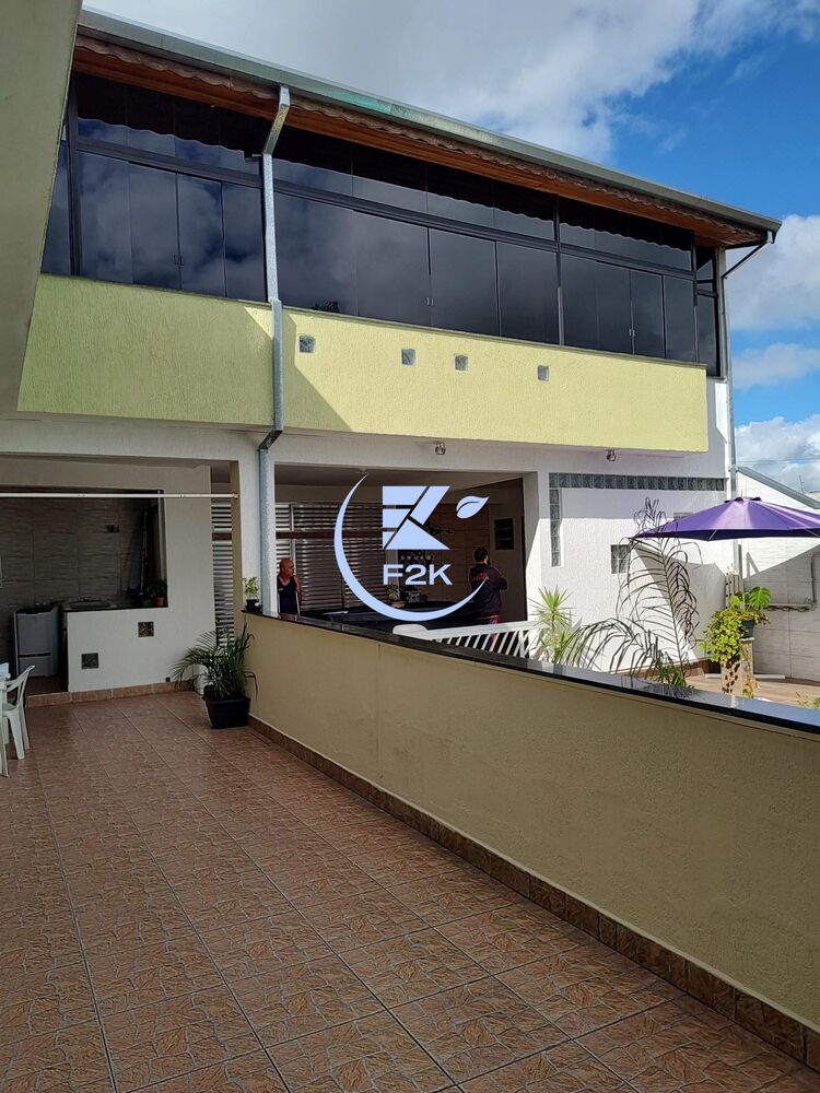 Casa, 4 quartos, 287 m² - Foto 2