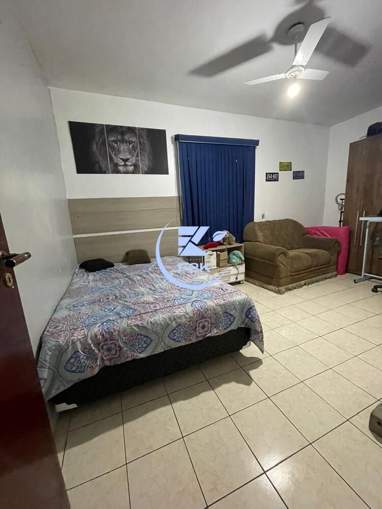 Casa, 4 quartos, 326 m² - Foto 2