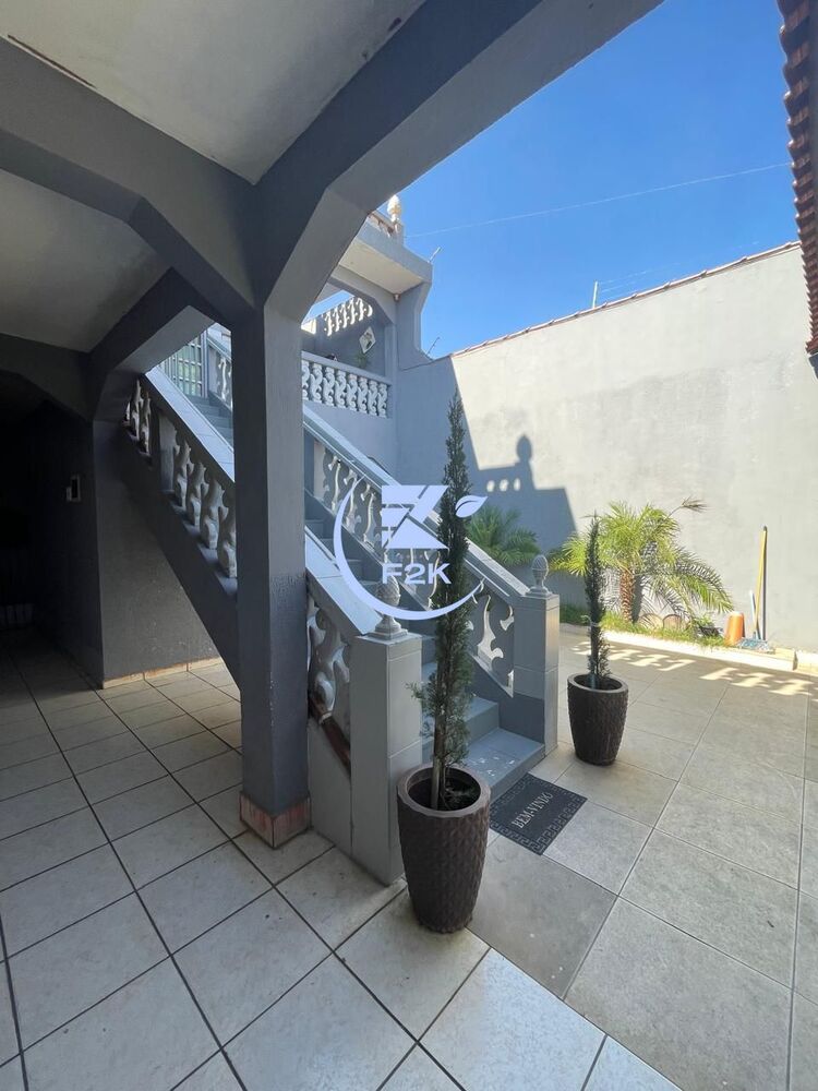 Casa, 4 quartos, 326 m² - Foto 5