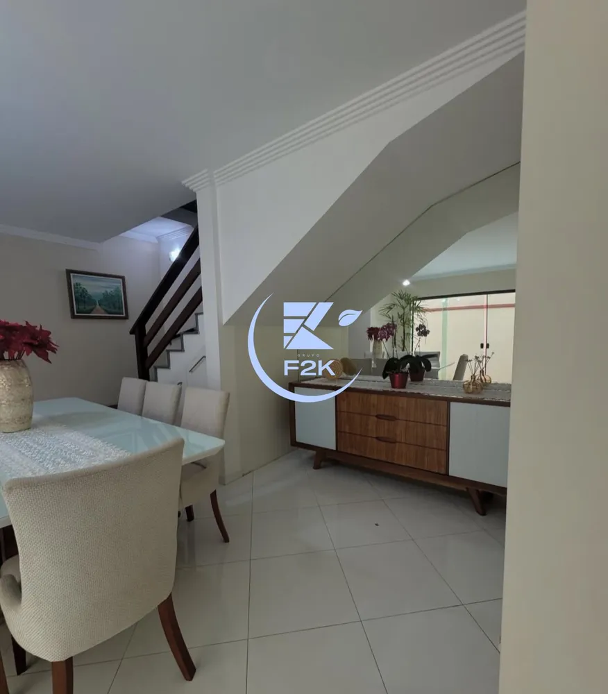 Sobrado, 4 quartos, 303 m² - Foto 4