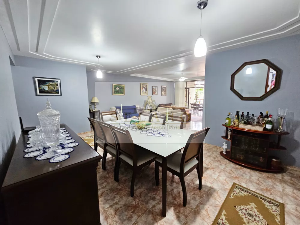 Apartamento, 4 quartos, 227 m² - Foto 1