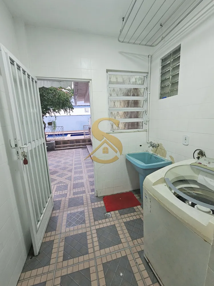Casa, 3 quartos, 229 m² - Foto 12