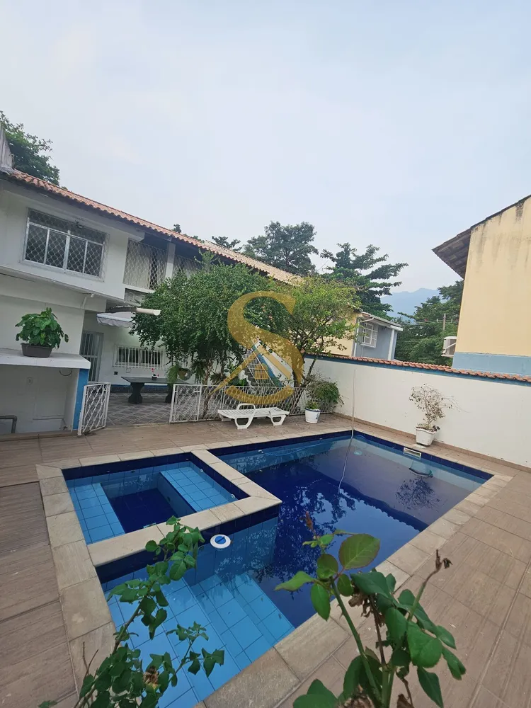 Casa, 3 quartos, 229 m² - Foto 9