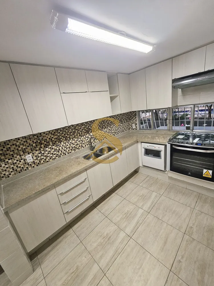 Casa, 3 quartos, 229 m² - Foto 23