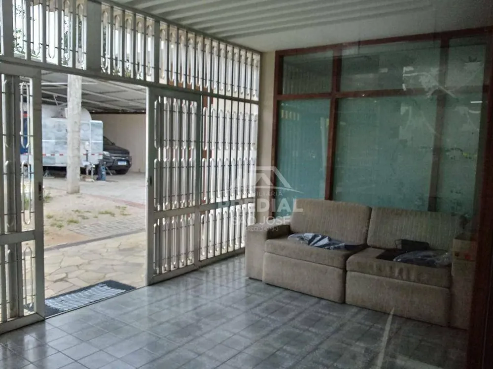 Casa, 3 quartos, 450 m² - Foto 13