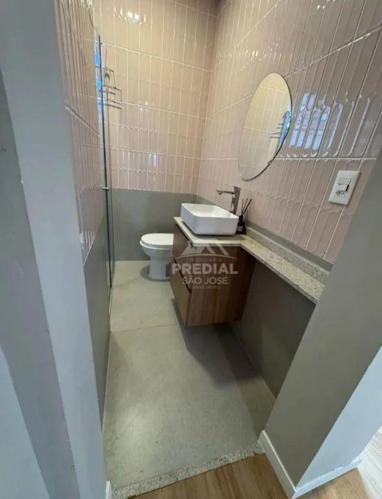 Casa, 3 quartos, 214 m² - Foto 4