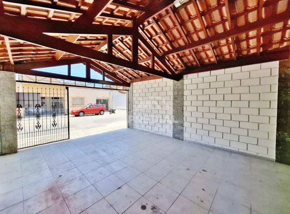 Casa, 3 quartos, 183 m² - Foto 4