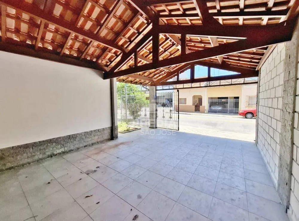 Casa, 3 quartos, 183 m² - Foto 3