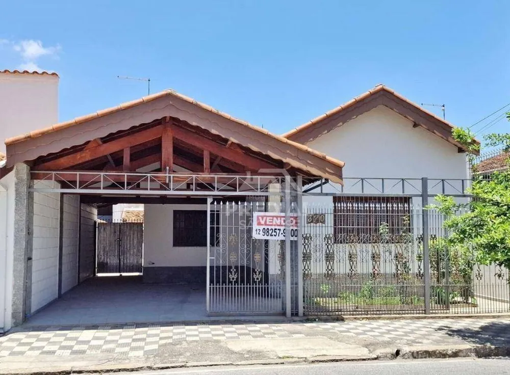 Casa, 3 quartos, 183 m² - Foto 1