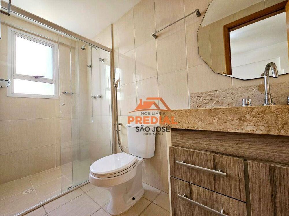 Apartamento à venda com 3 quartos, 150m² - Foto 7