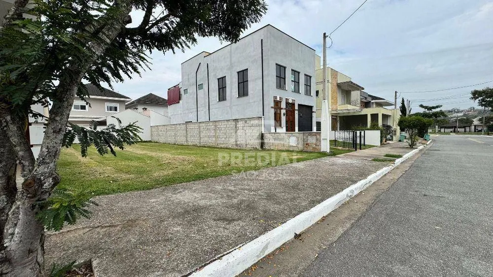 Loteamento e Condomínio, 250 m² - Foto 1