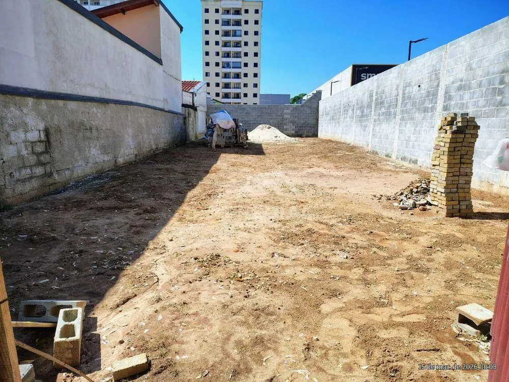 Terreno, 247 m² - Foto 1
