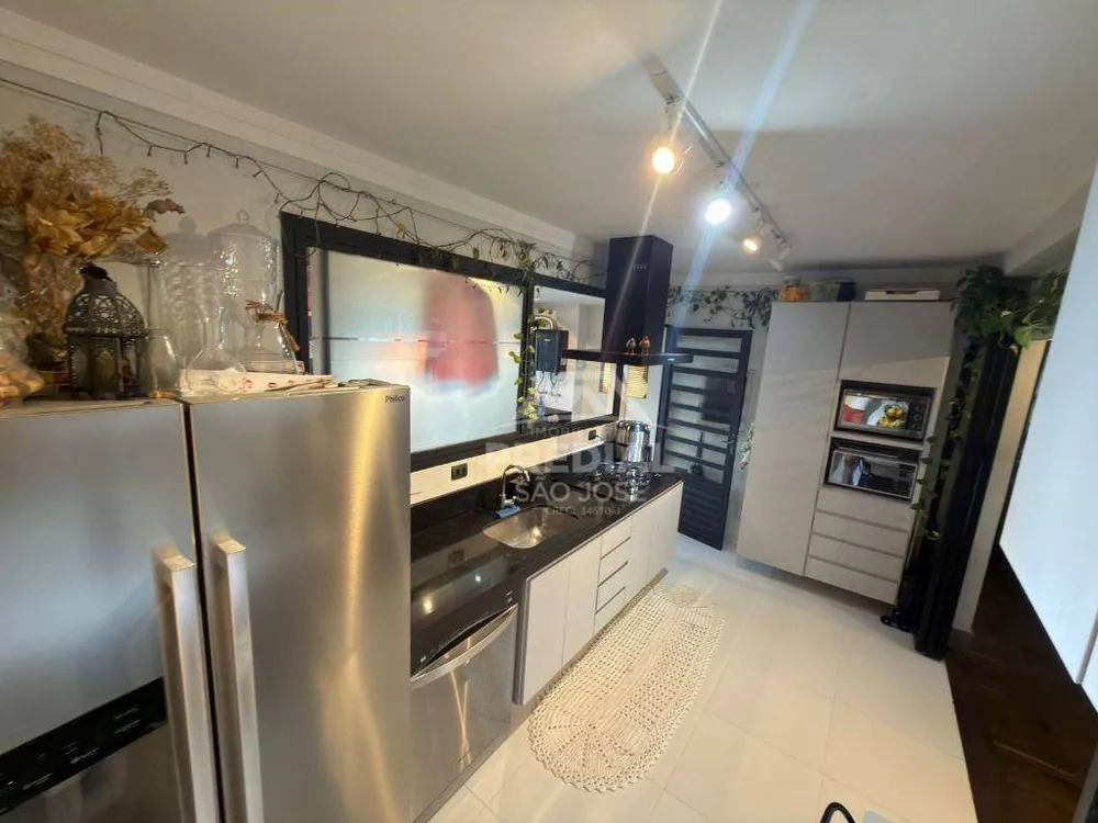 Apartamento, 3 quartos, 120 m² - Foto 11