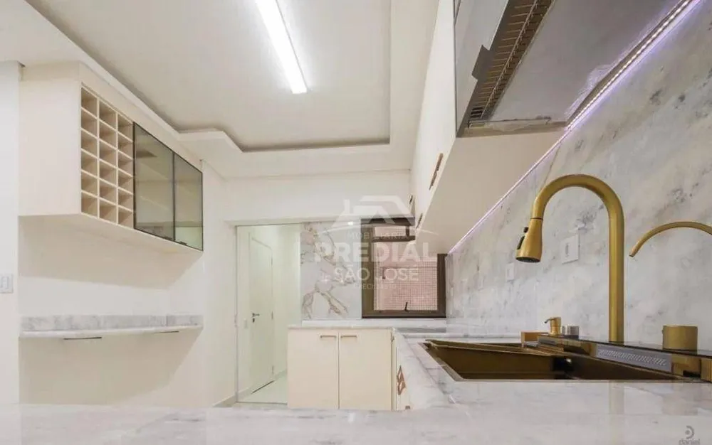 Apartamento, 4 quartos, 205 m² - Foto 11