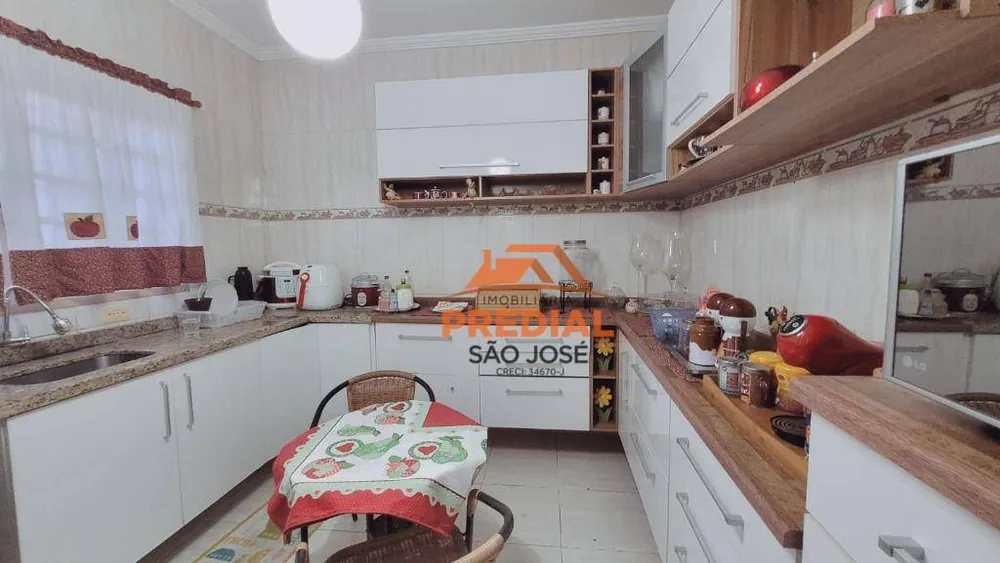 Casa, 3 quartos, 151 m² - Foto 8