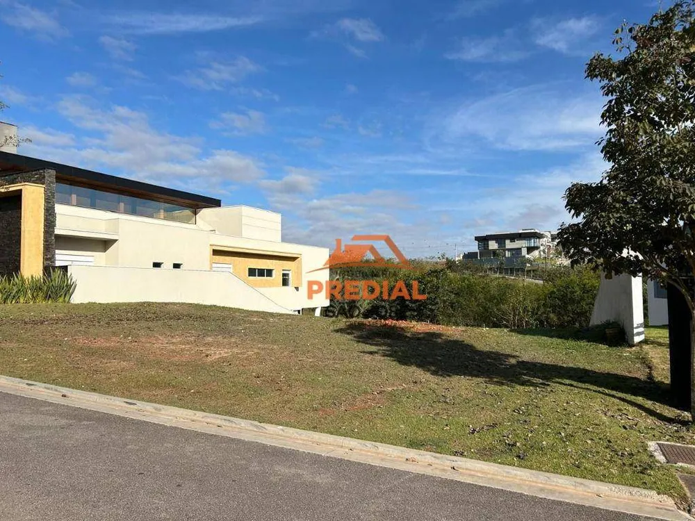Loteamento e Condomínio, 590 m² - Foto 1