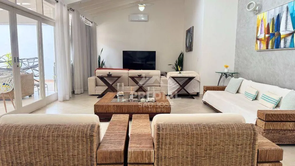 Casa, 6 quartos, 356 m² - Foto 3