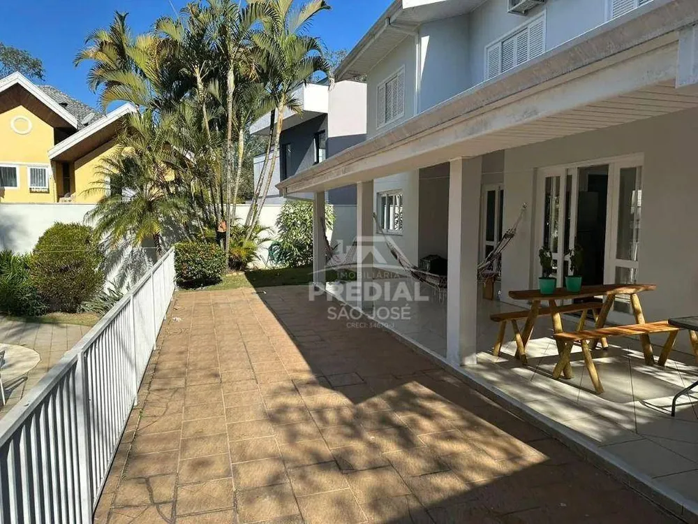 Casa de Condomínio, 4 quartos - Foto 1