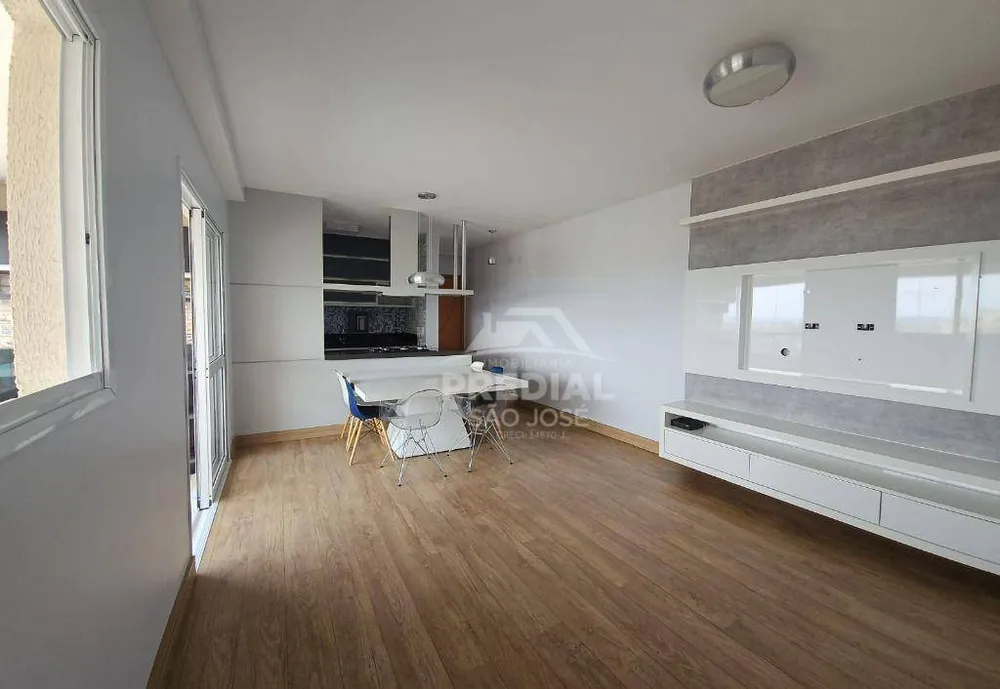 Apartamento, 2 quartos, 70 m² - Foto 4