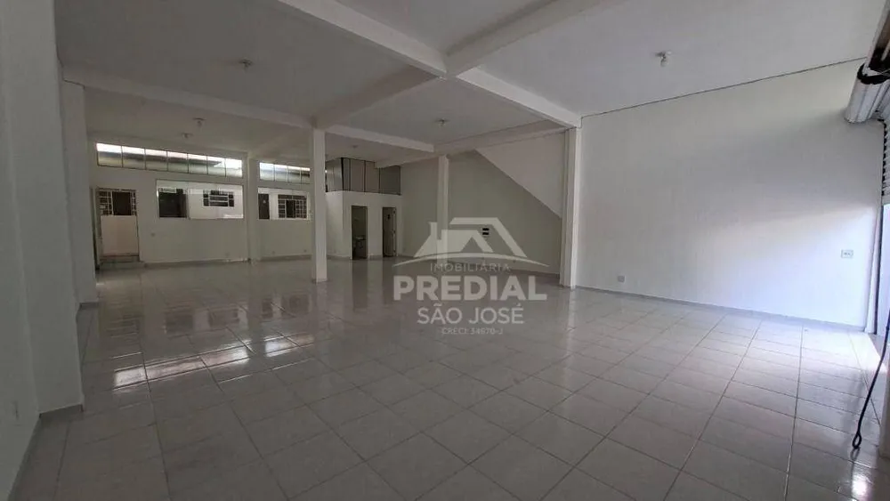 Loja-Salão, 132 m² - Foto 1