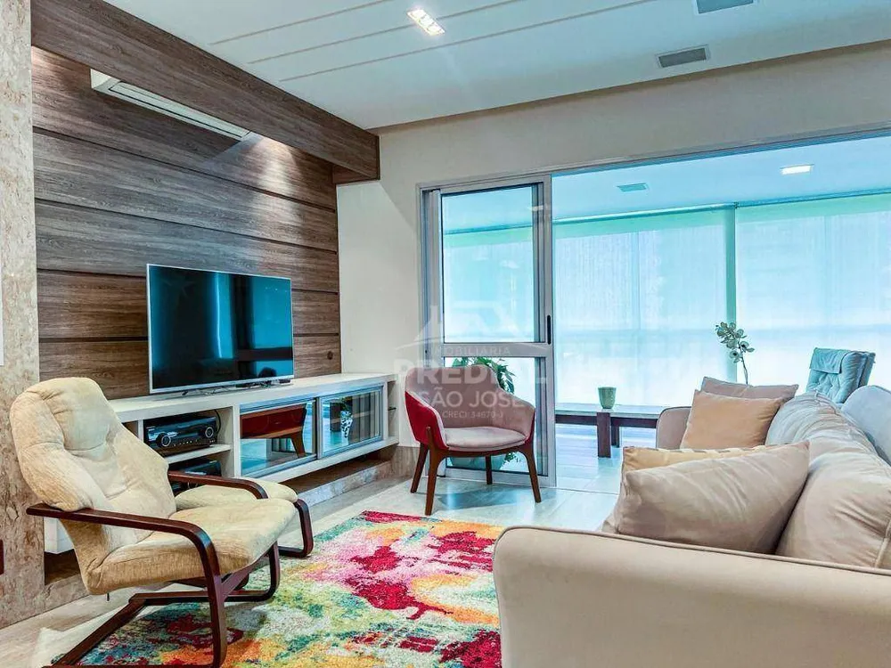Apartamento, 4 quartos, 192 m² - Foto 2