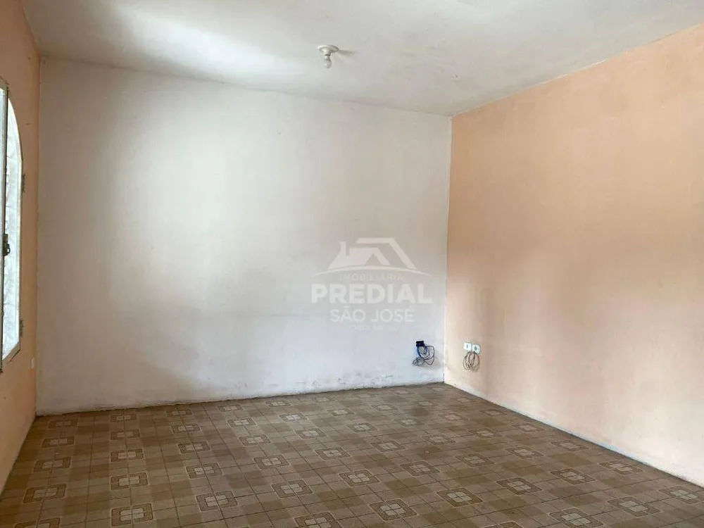 Casa, 5 quartos, 145 m² - Foto 2