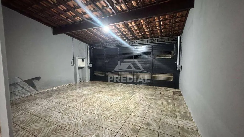 Casa, 4 quartos, 180 m² - Foto 2