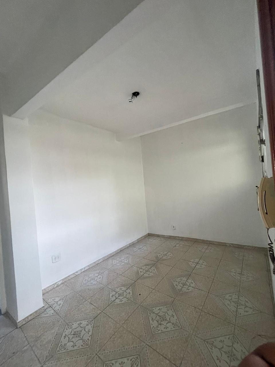 Apartamento à venda e aluguel com 2 quartos, 60m² - Foto 4