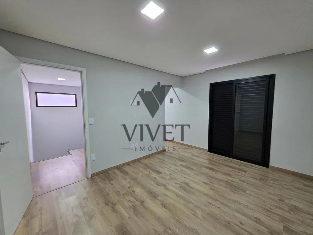 Casa, 4 quartos, 263 m² - Foto 2