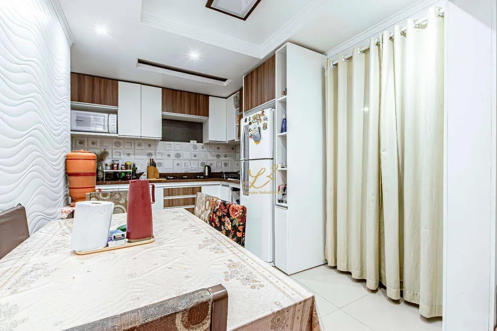 Casa, 3 quartos, 108 m² - Foto 2