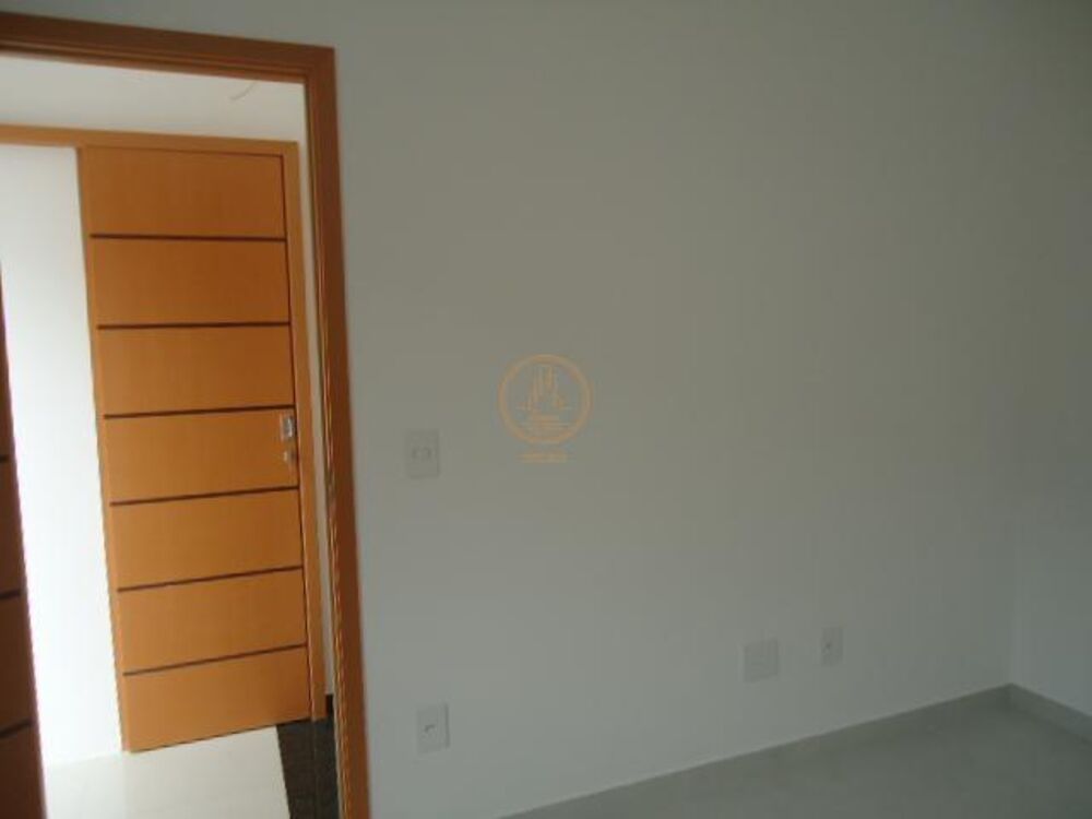 Casa à venda com 3 quartos, 170m² - Foto 1