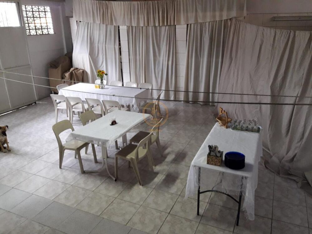 Casa, 3 quartos, 240 m² - Foto 4