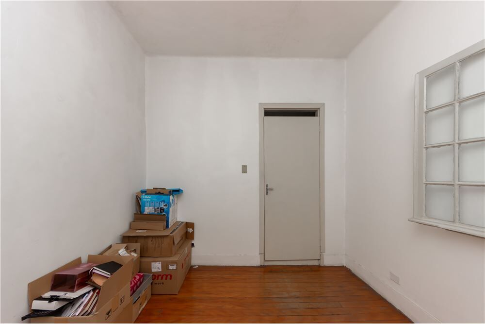 Casa à venda com 4 quartos, 317m² - Foto 2