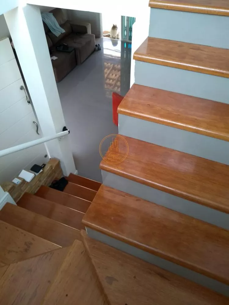 Casa, 4 quartos, 240 m² - Foto 9