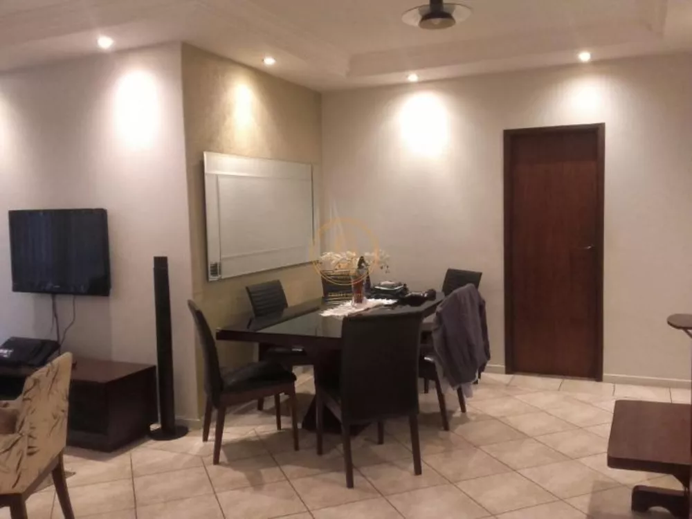 Apartamento à venda com 3 quartos, 160m² - Foto 4