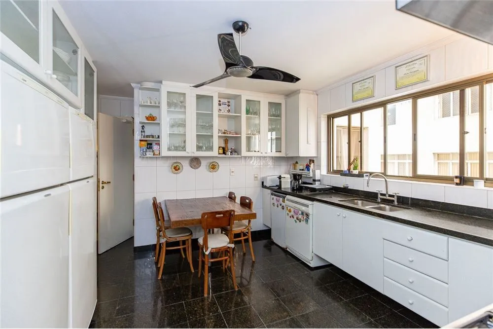 Apartamento, 4 quartos, 264 m² - Foto 1