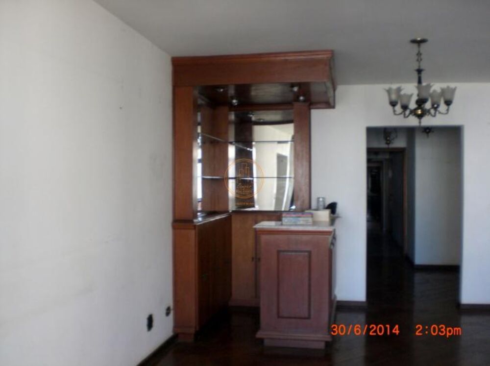 Apartamento, 3 quartos, 220 m² - Foto 1
