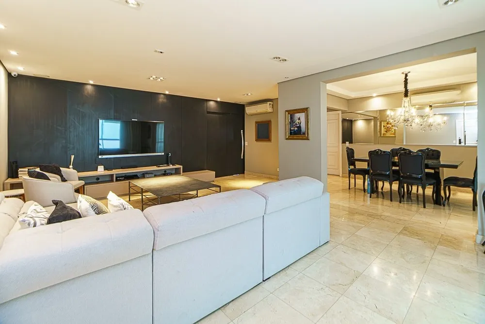 Apartamento, 3 quartos, 192 m² - Foto 1