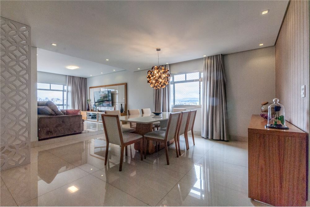 Apartamento, 3 quartos, 165 m² - Foto 1