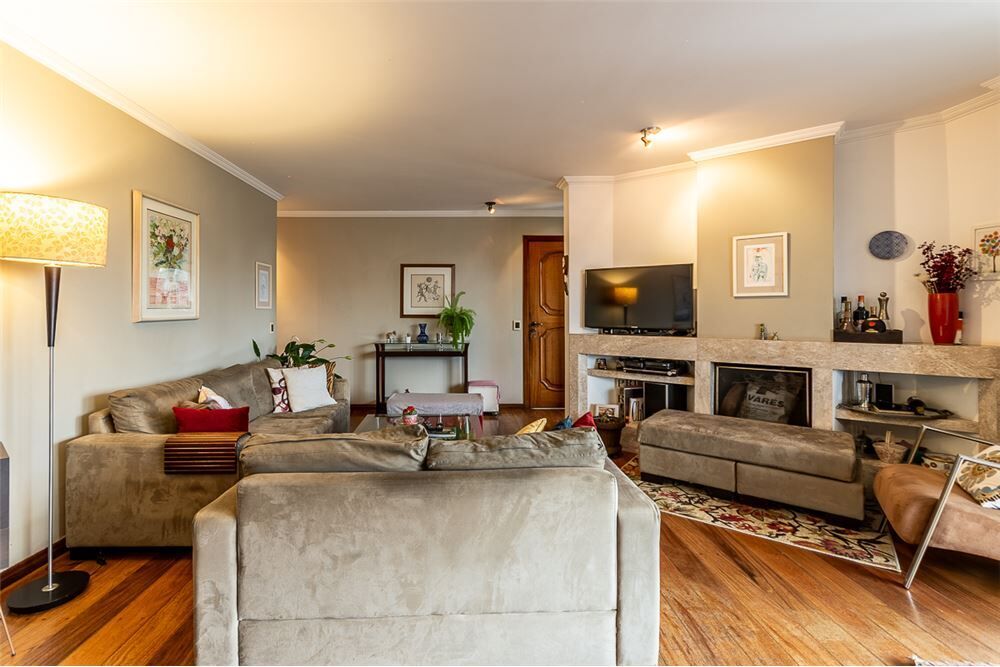 Apartamento, 3 quartos, 143 m² - Foto 1