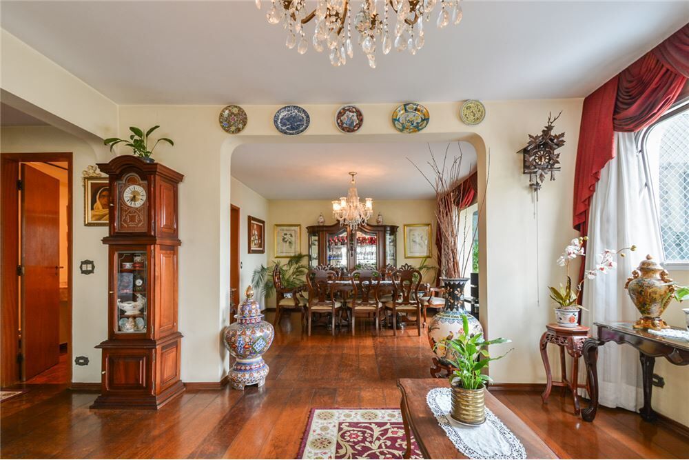 Apartamento, 3 quartos, 204 m² - Foto 1